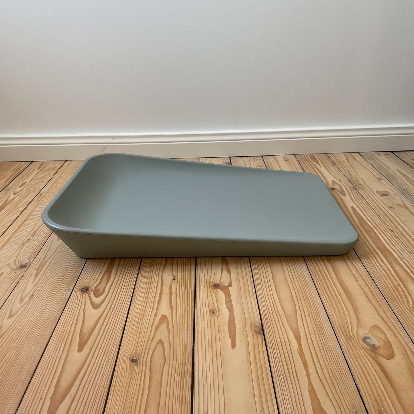 Leander - Matty verzorgingskussen (sage green)