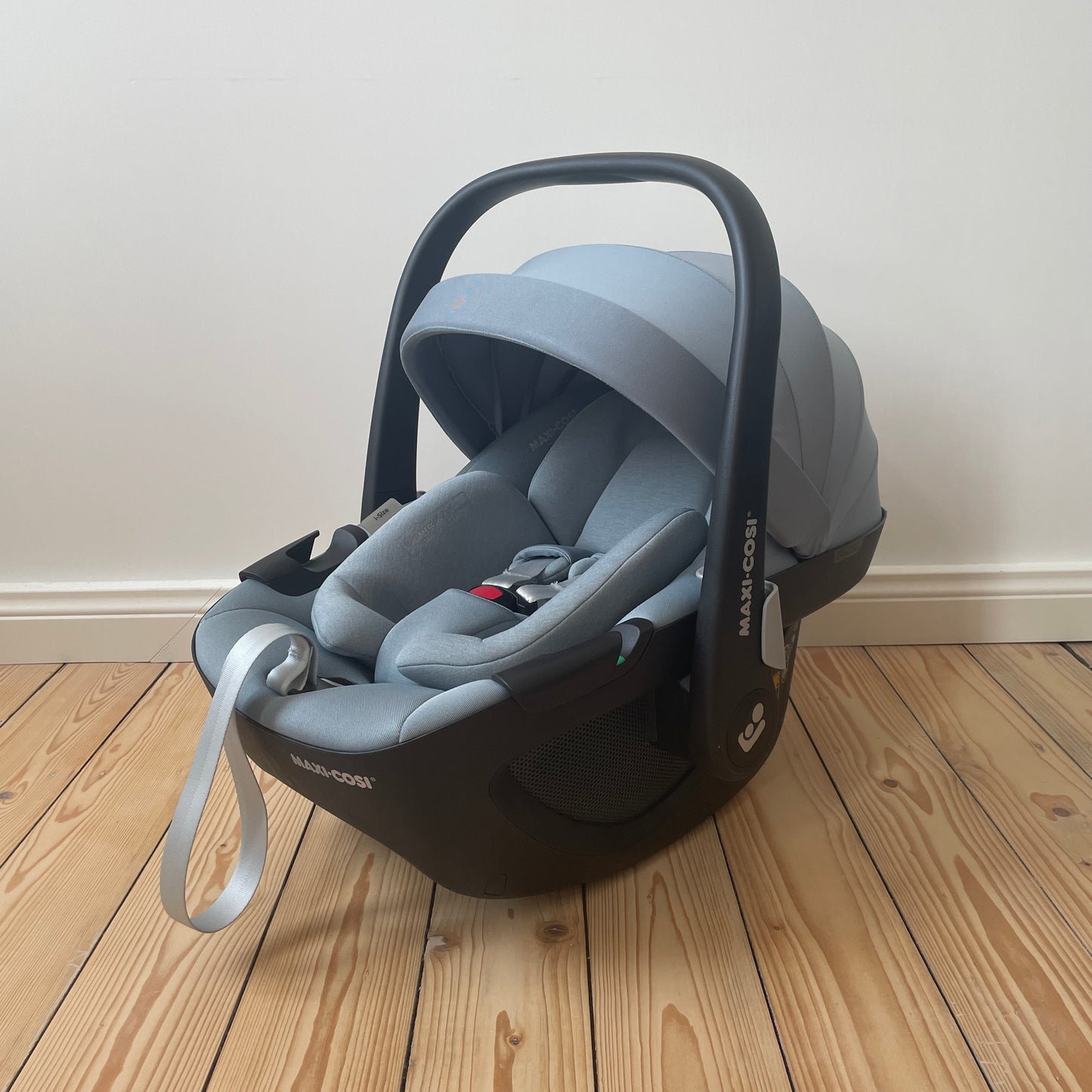 Maxi Cosi - Pebble 360 (grijs)