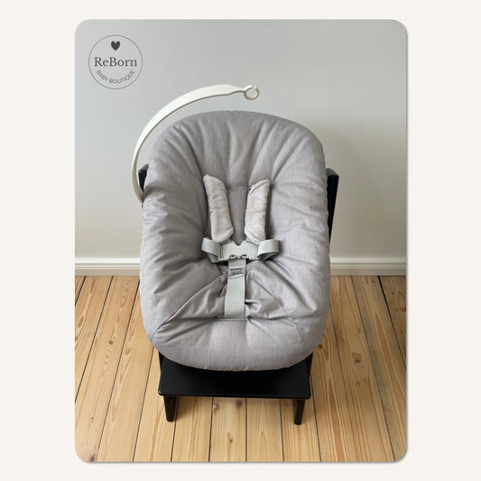 Stokke - Newbornset met speelgoedhanger (grey)